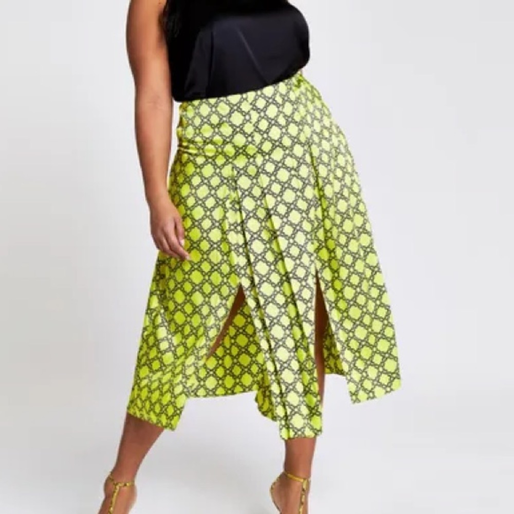 River Island Plus chain print skirt size US 14